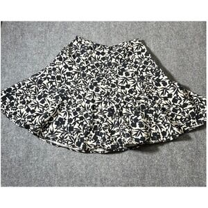Tara Jarmon Floral A-Line Skirt Womens 42 Black White Made In France Pleated